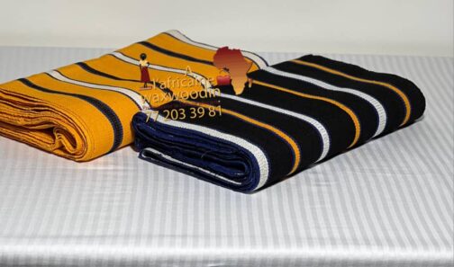 Pagne Tissé 8 Bandes - L'Artisanat Africain Redéfini pour des Créations Uniques – Image 5