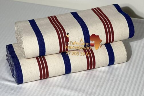 Pagne Tissé 8 Bandes - L'Artisanat Africain Redéfini pour des Créations Uniques – Image 6