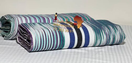 Pagne Tissé 8 Bandes - L'Artisanat Africain Redéfini pour des Créations Uniques – Image 7