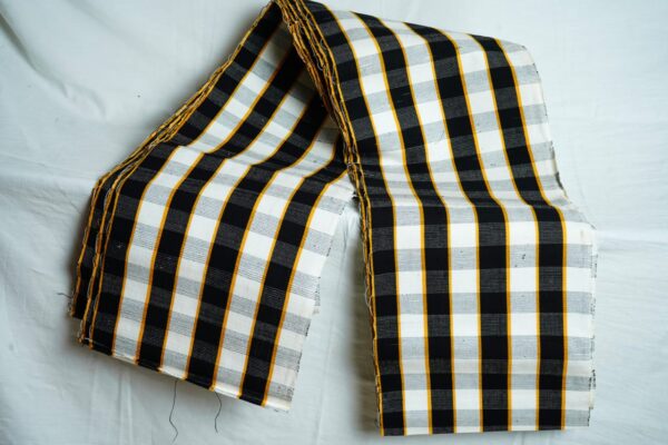 Pagne tissé  sans broderie